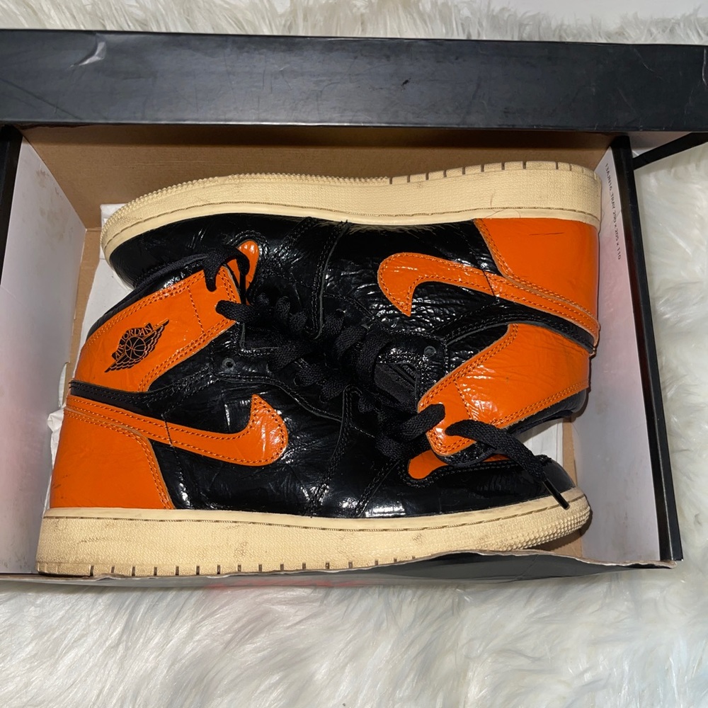 Air Jordan 1 Retro High OG 'Shattered Backboard 3.0'